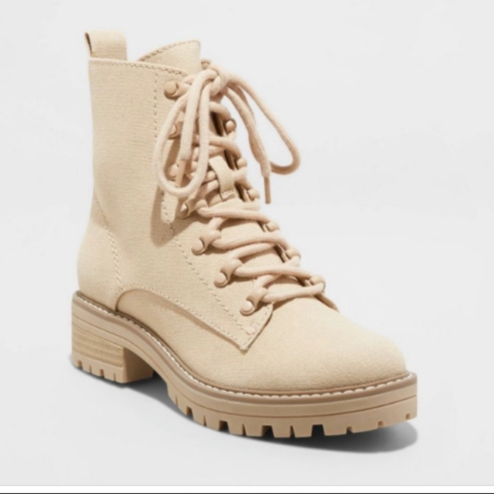Universal Thread Parker beige tan combat boots 9.5